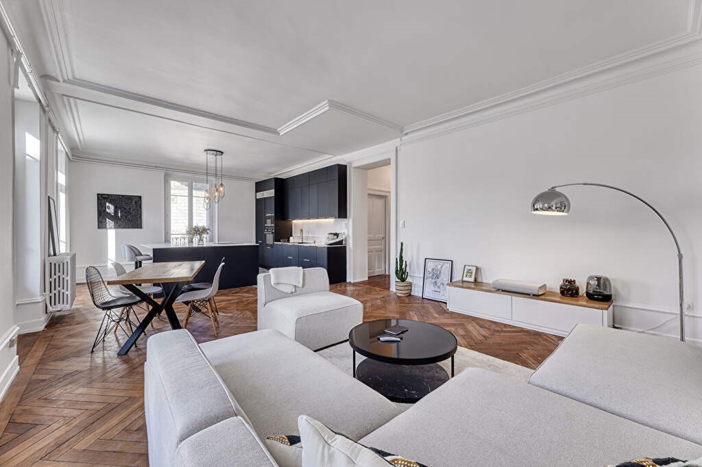 photo de l'intérieur d'un appartement à acheter sur Aix-les-Bains